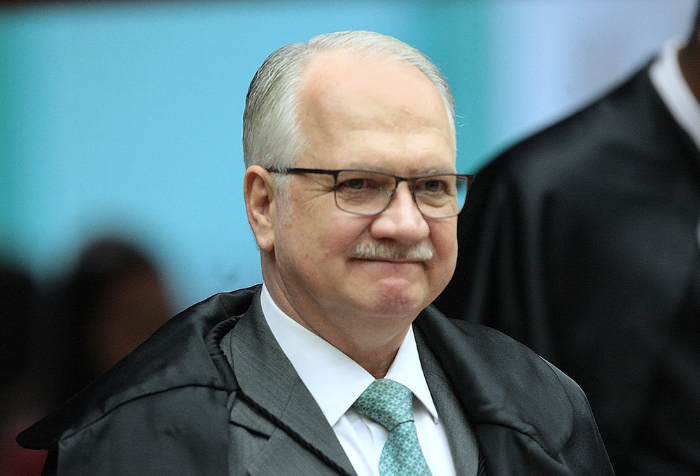 Relator no STF vota por derrubar regra que restringe doação de sangue por homossexuais